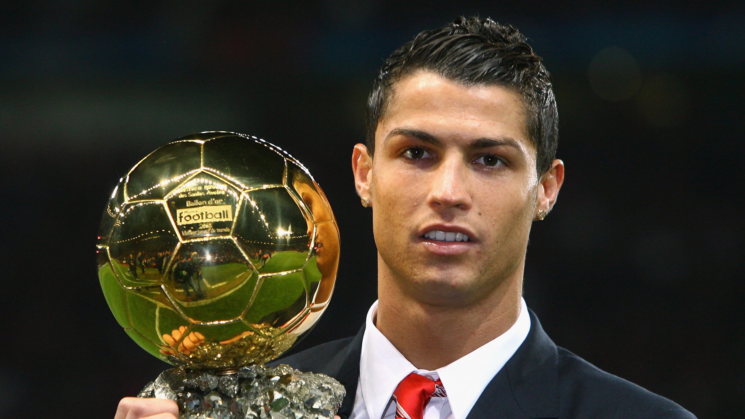 皮克一球定乾坤,当足球成为委内瑞拉人逃离现实的唯一窗口