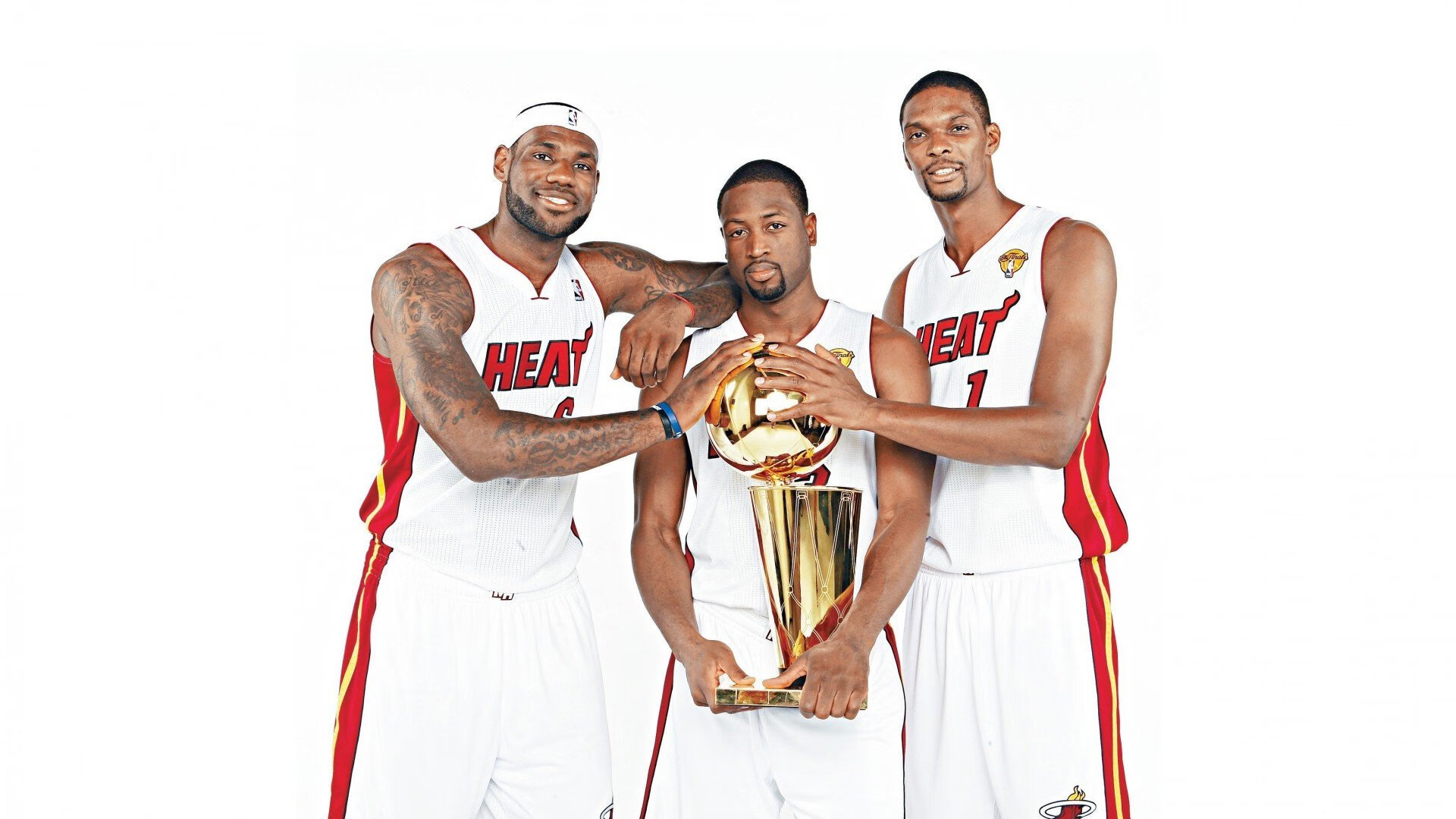 梅西在NBA季后赛接管比赛,当足球之神降临篮球圣殿